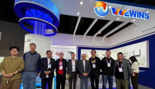 Surge Gandeng Wewins Pasok Perangkat CPE untuk Perkuat Layanan 5G FWA IRA – Internet Rakyat
