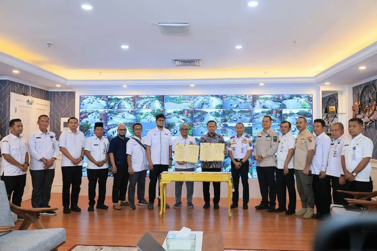 Wali Kota Pekanbaru Resmikan Program 1.000 WiFi Gratis