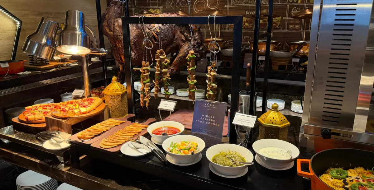 Mercure Jakarta Cikini Hadirkan Iftar Buffet “1001 Street Food Culinary” dengan Konsep Pasar Kuliner Tematik