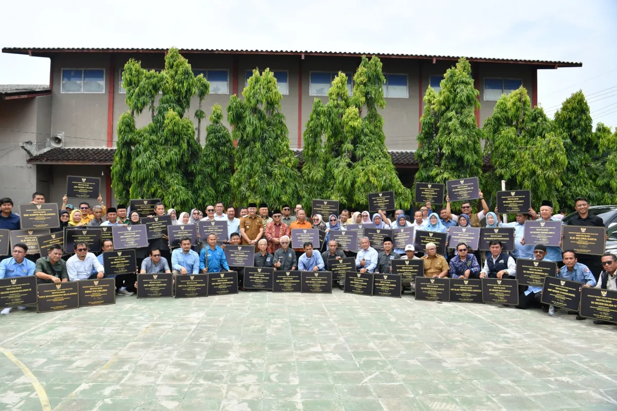 Mendikdasmen Resmikan Program Revitalisasi Satuan Pendidikan di Majalengka