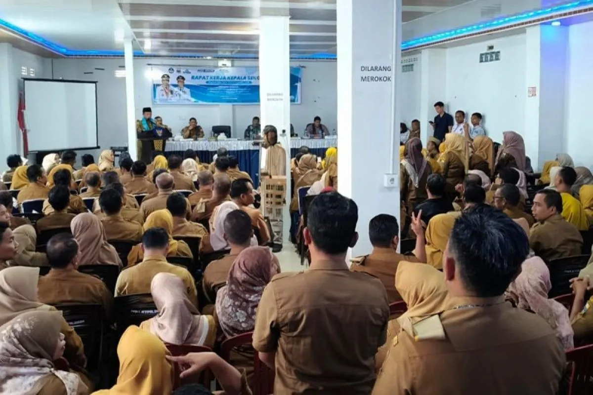 Gubernur Jambi Tekankan Tanggung Jawab Moral Kepala Sekolah dalam Menjaga Kualitas Lulusan