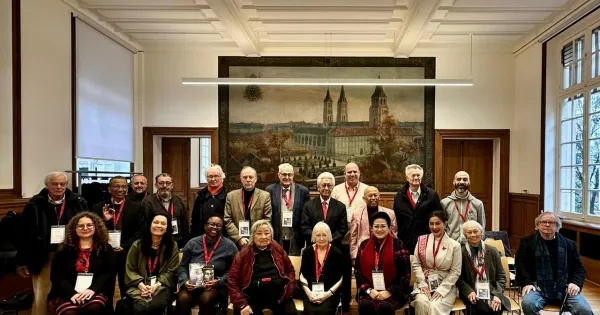 Angie Natesha Go Soroti Evolusi Solidaritas Global South dalam Konferensi Internasional di Paris