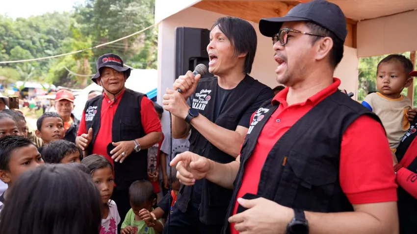 PDIP Gelar Bakti Sosial dan Natal Nasional Bersama Pengungsi Bencana di Tapanuli Tengah