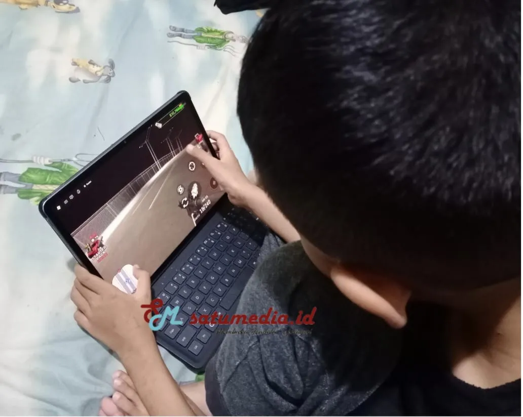 Pemerintah: Perlindungan Anak di Ruang Digital Bukan Larangan Internet, Akses Platform Berisiko Ditunda