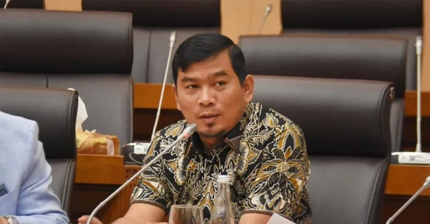 Rocky Candra Desak Kementerian ESDM Bertindak Tegas dan Terukur Tertibkan Tambang Ilegal