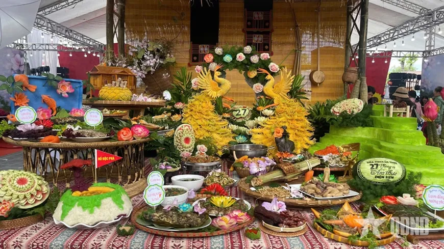 Festival “27 Cita Rasa Masakan Dien Bien” Angkat Kuliner Tradisional Vietnam Barat Laut