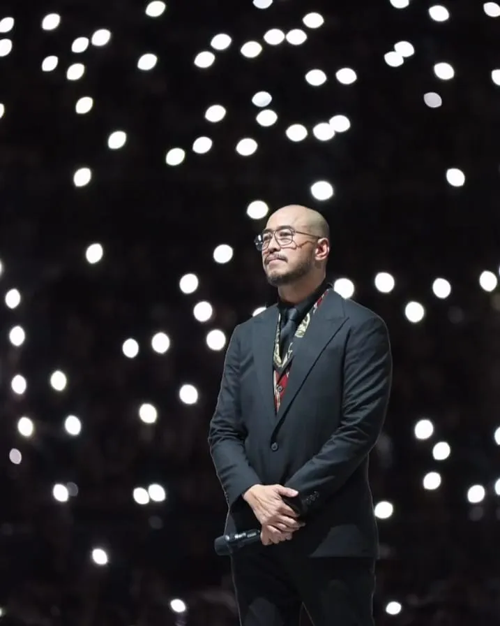 Stand Up Comedy Jadi Media Edukasi Politik lewat Pertunjukan "Mens Rea" Pandji Pragiwaksono