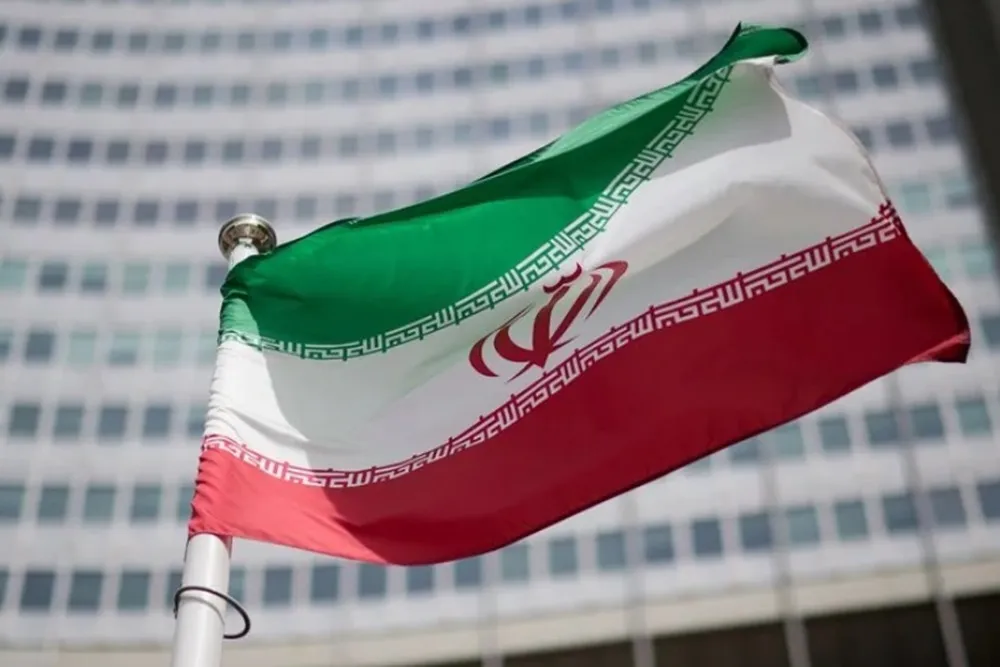 Komandan Militer Iran Nyatakan Siaga Penuh dan Serukan Persatuan di Tengah Kekhawatiran Ancaman AS