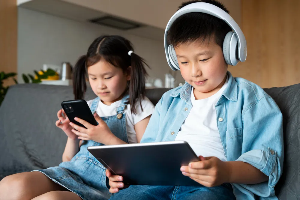 Cara Mengurangi Screen Time Anak agar Tidak Ketergantungan Gadget