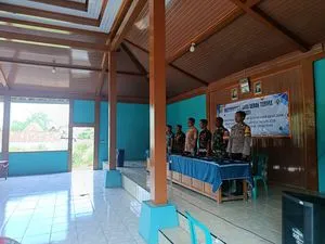 Bhabinkamtibmas Polsek Gabus Hadiri Musyawarah Serah Terima Pertanggungjawaban Dana Desa Pelem