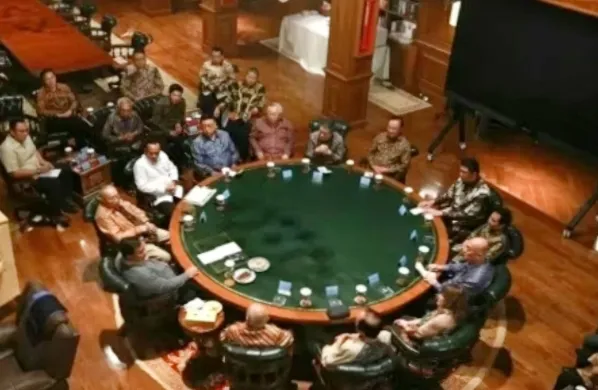 Bertemu Apindo di Hambalang, Presiden Prabowo Tekankan Nasionalisme Ekonomi dan Pemerataan Manfaat