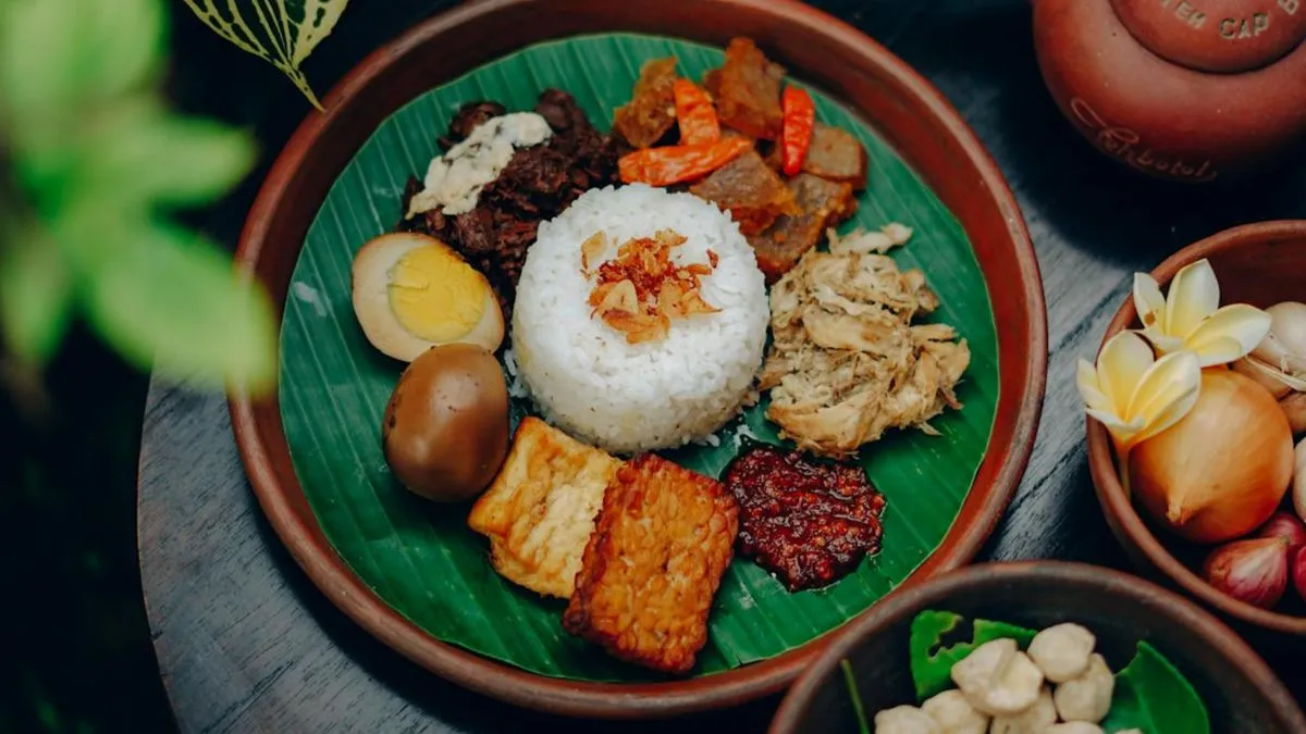 Lima Kuliner Khas Kalimantan Timur yang Legendaris, dari Ayam Cincane hingga Sate Payau