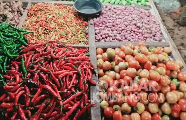 Jelang Ramadan, Harga Bahan Dapur di Pasar Tradisional Jombang Masih Stabil