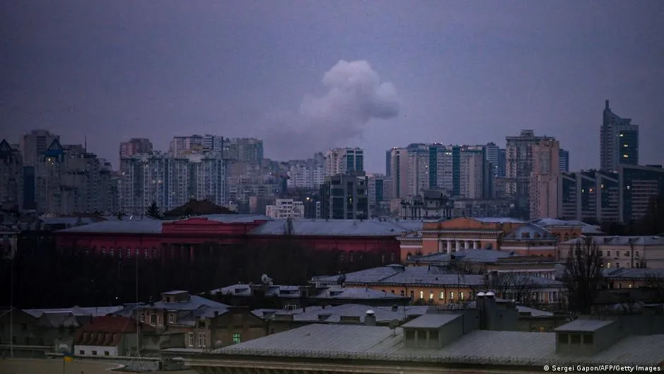 Serangan Saling Balas Ukraina-Rusia Terjadi di Tengah Pembahasan Rencana Damai AS