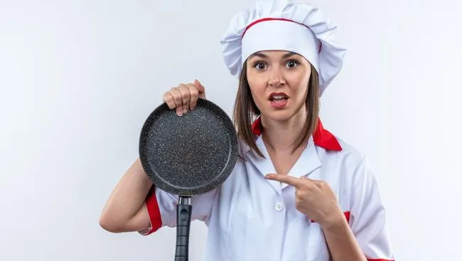 Tujuh Peralatan Dapur yang Berpotensi Melepaskan Mikroplastik ke Makanan dan Minuman