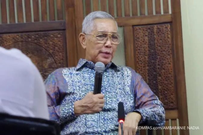 Mantan Wakil Presiden RI ke-6 Try Sutrisno Meninggal Dunia