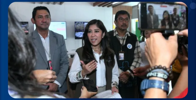 Menkomdigi Tinjau Posko Terpadu di Bandara Ngurah Rai, Pastikan Jaringan Mudik Lebaran 2026 Lancar
