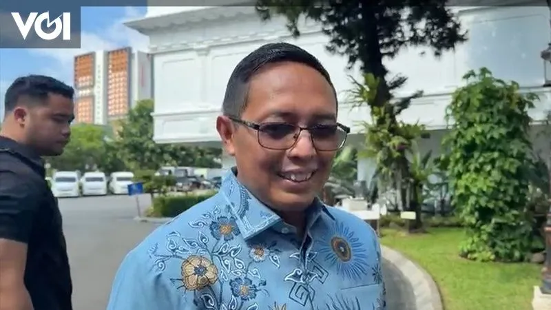 Hasan Nasbi Datangi Istana usai Dipanggil Protokol, Mengaku Belum Tahu Agenda Pertemuan Presiden