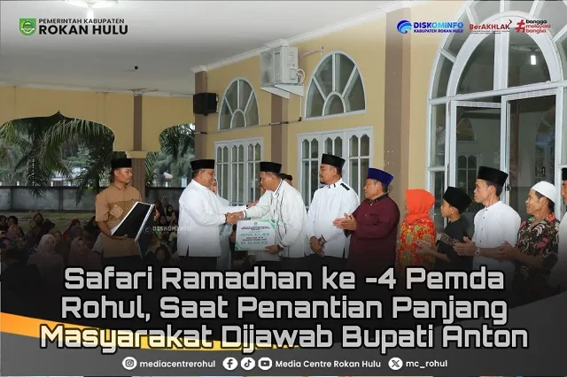 Bupati Rokan Hulu Hadiri Safari Ramadan Keempat di Desa Payung Sekaki, Salurkan Bantuan dan Janjikan Pengaspalan Jalan