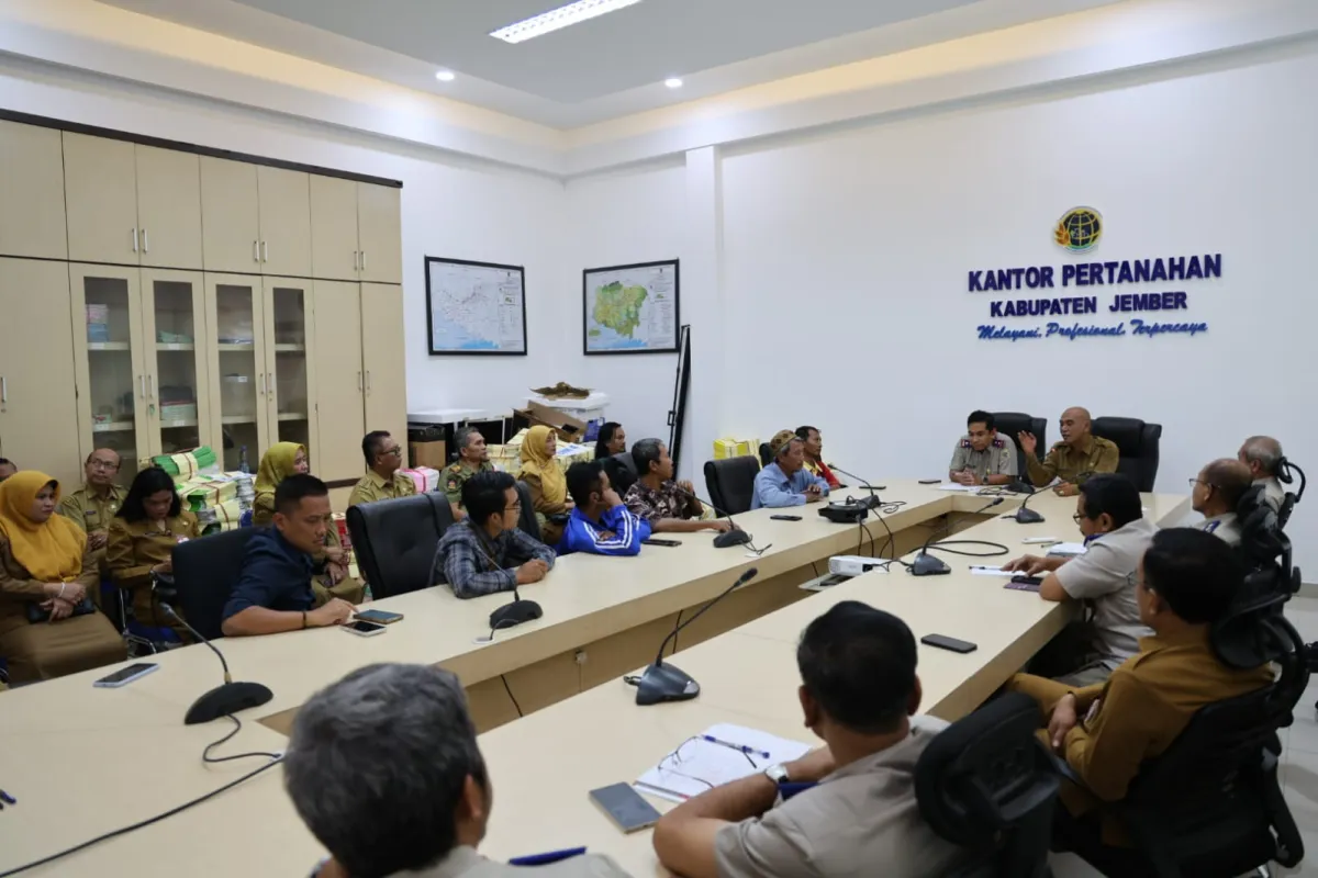 52 Rumah di Villa Indah Tegal Besar II Jember Terendam, Warga Siap Tempuh Jalur Hukum terhadap Pengembang