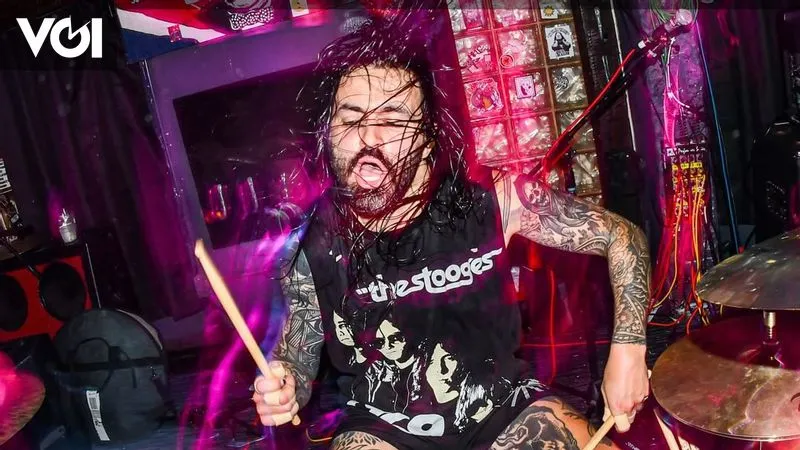 Jay Weinberg Akan Jual Perangkat Drum hingga Topeng Panggung, Sebagian Hasilnya untuk Donasi