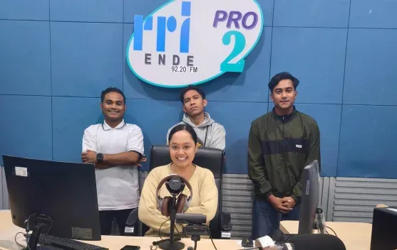 Mahasiswa Hukum Universitas Flores Gelar Diskusi Isu Hukum Kontemporer di RRI Ende