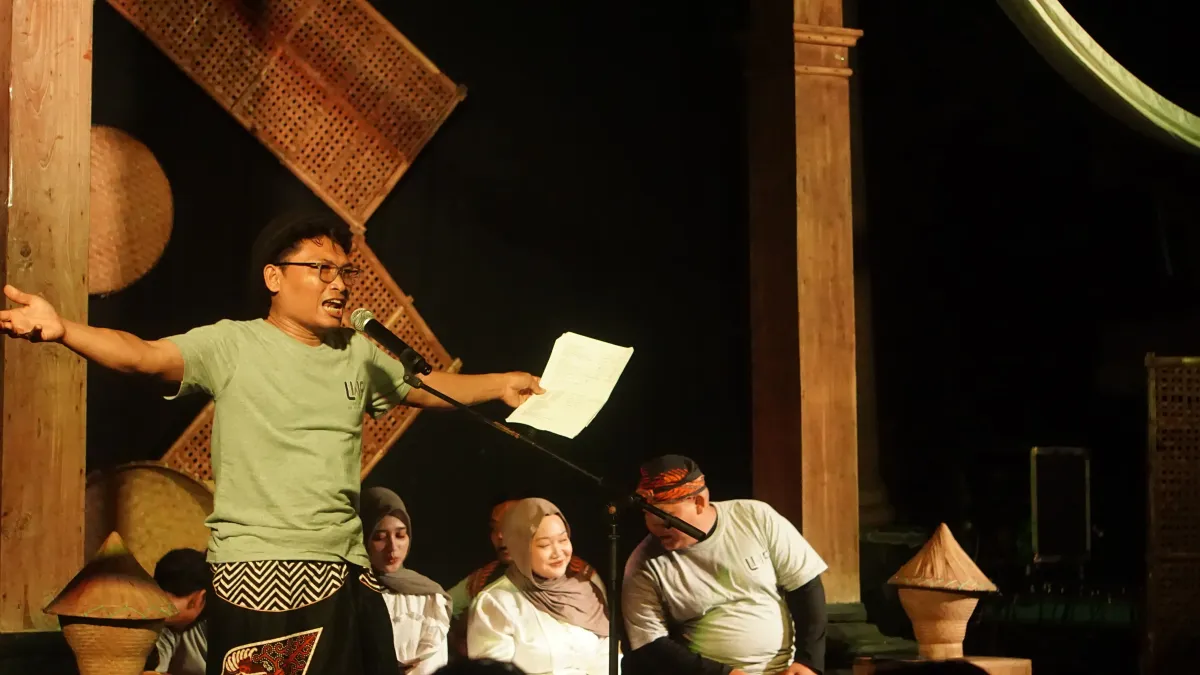 Ligusty Poeziya Tampilkan Musikalisasi Puisi Bertema Patiayam di Serah #2 DKK Kudus