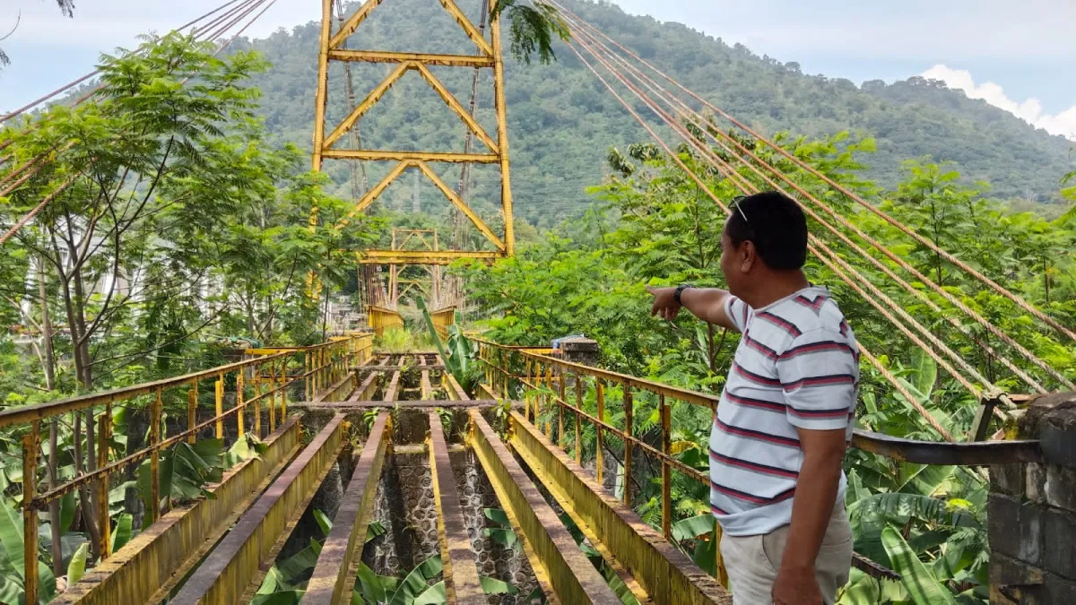 Cerita Warga tentang Penampakan “Jurig Merah” di Jembatan Kuning Cimandiri Sukabumi