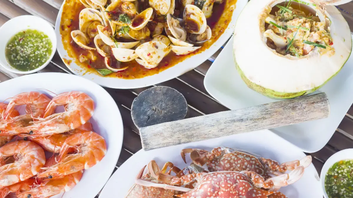 Spot Kuliner Seafood di Semarang: Kampung Laut Tawarkan Menu Laut Beragam dengan Bumbu Segar