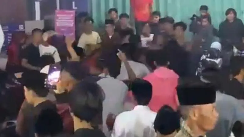 Pengasuh Ponpes di Sumenep Apresiasi Konsistensi Said Abdullah Berbagi Ratusan Sapi Kurban Jelang Iduladha