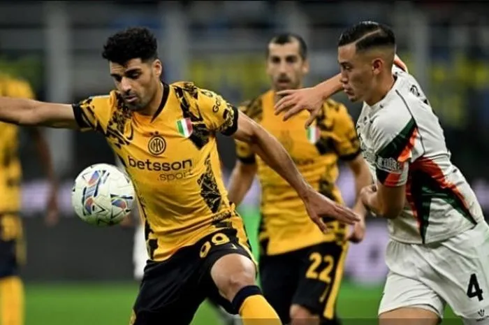 Rumor Mehdi Taremi Tinggalkan Sepak Bola untuk Gabung Militer Iran, Ini yang Diberitakan Media Italia