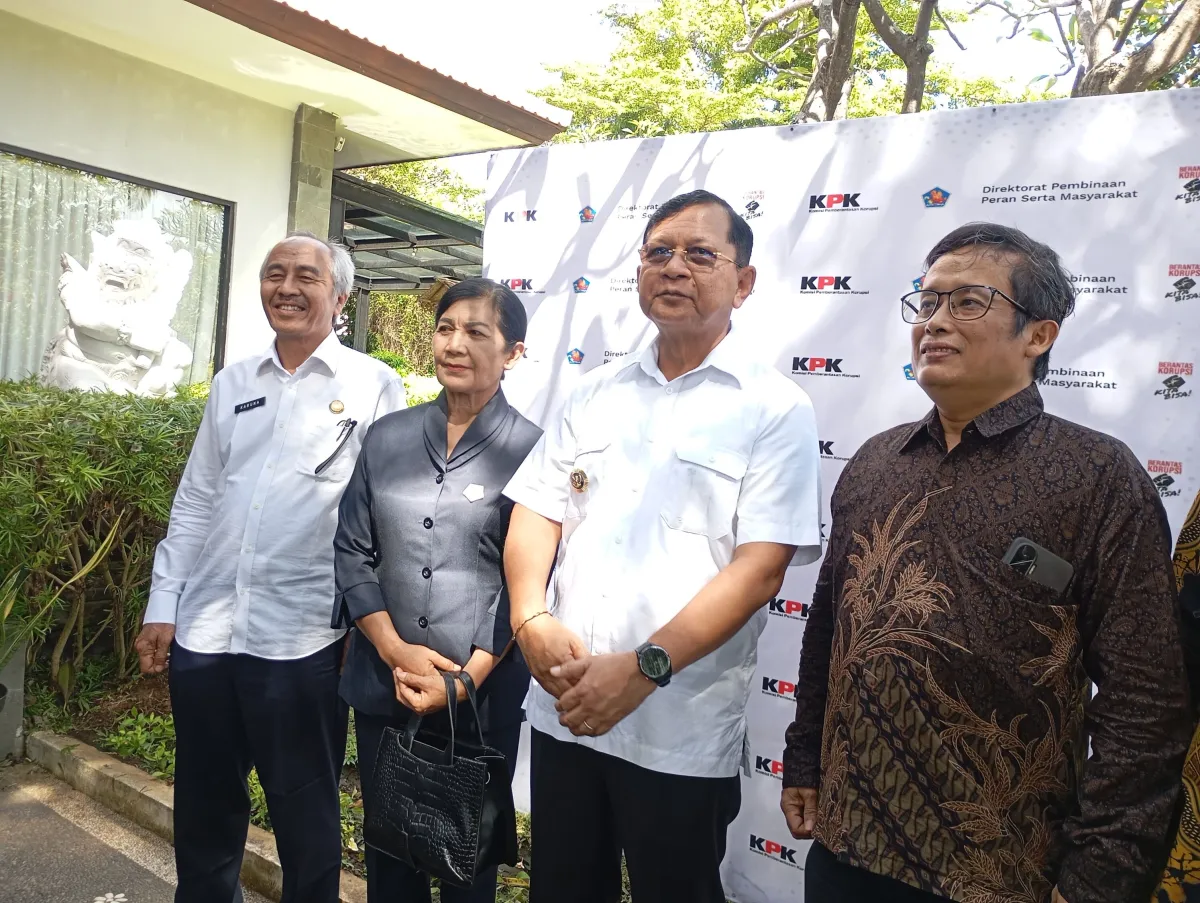 KPK dan Pemkab Buleleng Beri Pembekalan Antikorupsi bagi Pelaku Usaha untuk Cegah KKN Pengadaan