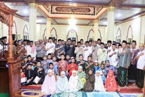 Safari Ramadan di Barru, Kapolres Ingatkan Warga Cek Fakta dan Waspadai Penipuan Daring