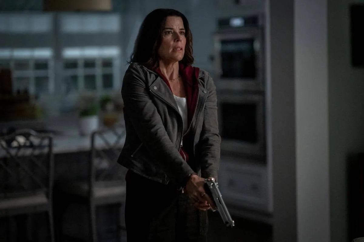 Selain Scream, Ini 7 Film dan Serial yang Pernah Dibintangi Neve Campbell