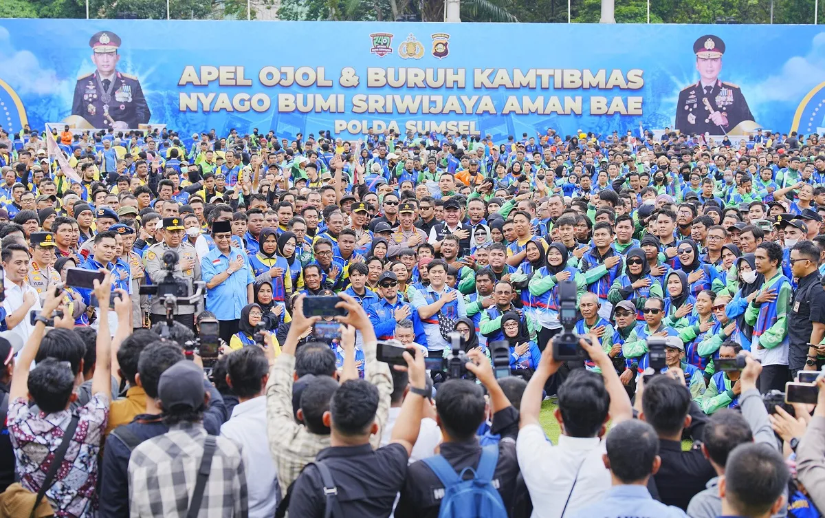 Kapolri Minta Kapolda Siapkan Aplikasi Panic Button untuk Pengendara Ojol