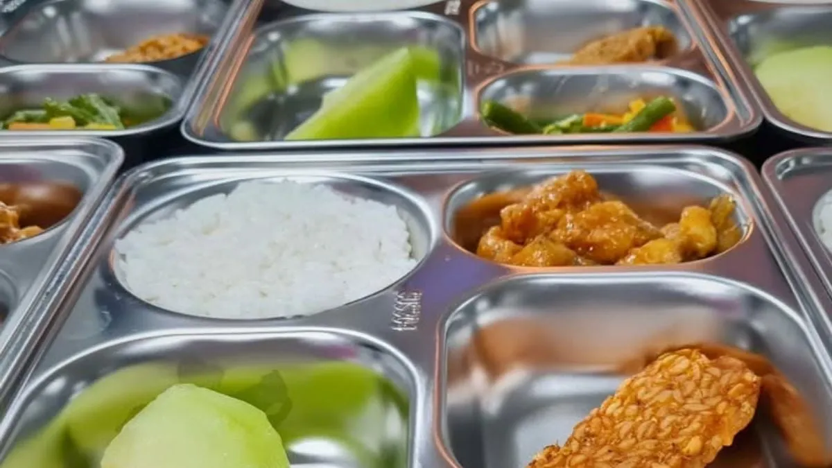 Menu Program Makan Bergizi Gratis di Tasikmalaya Dikritik Orangtua, SPPG Minta Maaf dan Akan Evaluasi