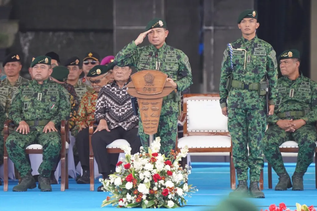 Panglima TNI Ingatkan Jajaran Kostrad soal Potensi Konflik Global dan Ancaman Perang Hibrida