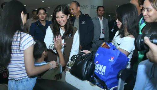 Menkomdigi Tinjau Bandara Ngurah Rai: Kecepatan Internet Bali Rata-rata 105 Mbps