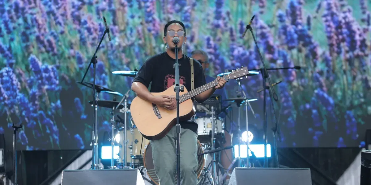 Band Rumahsakit Buka Hari Kedua KLBB Festival 2026, Apresiasi Penonton yang Berpuasa di Tengah Cuaca Panas