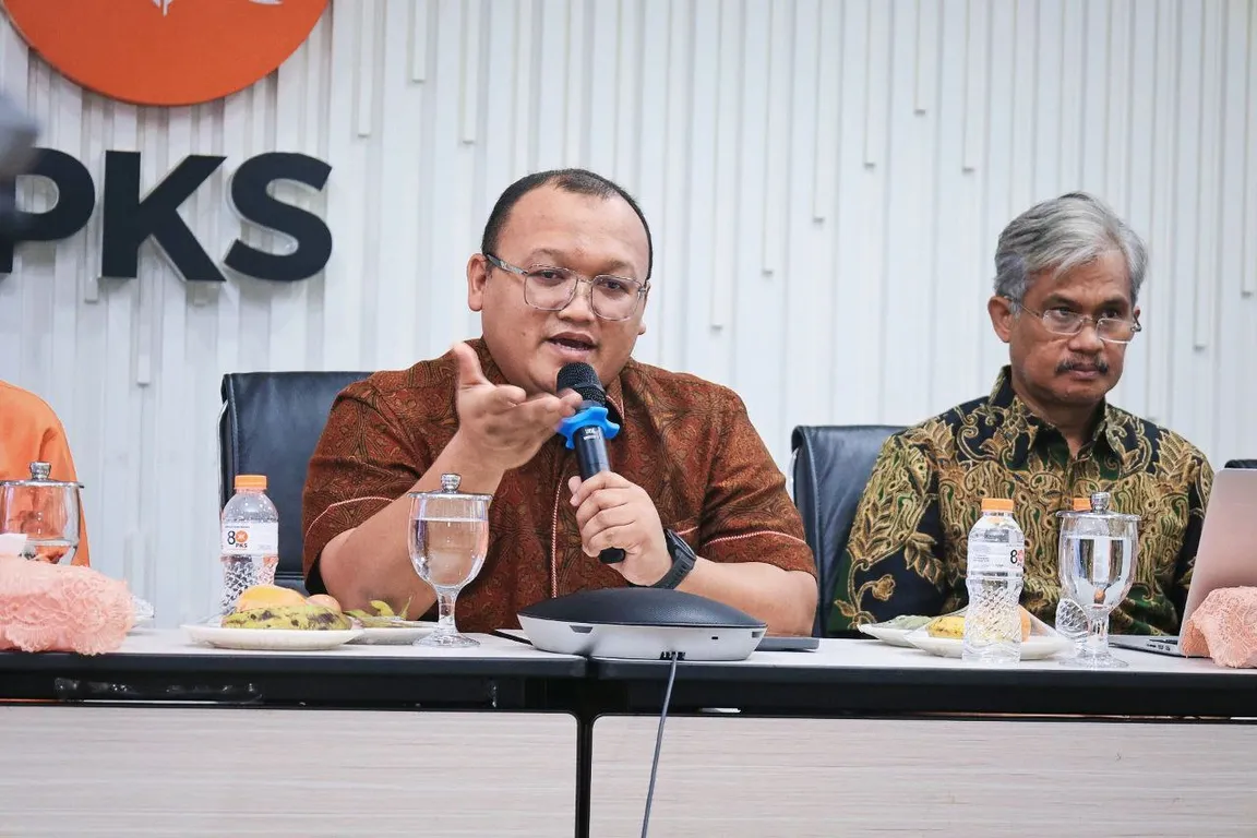 PKS Minta Pemerintah Respons Serius Outlook Negatif Lembaga Pemeringkat dan Jaga Disiplin Fiskal