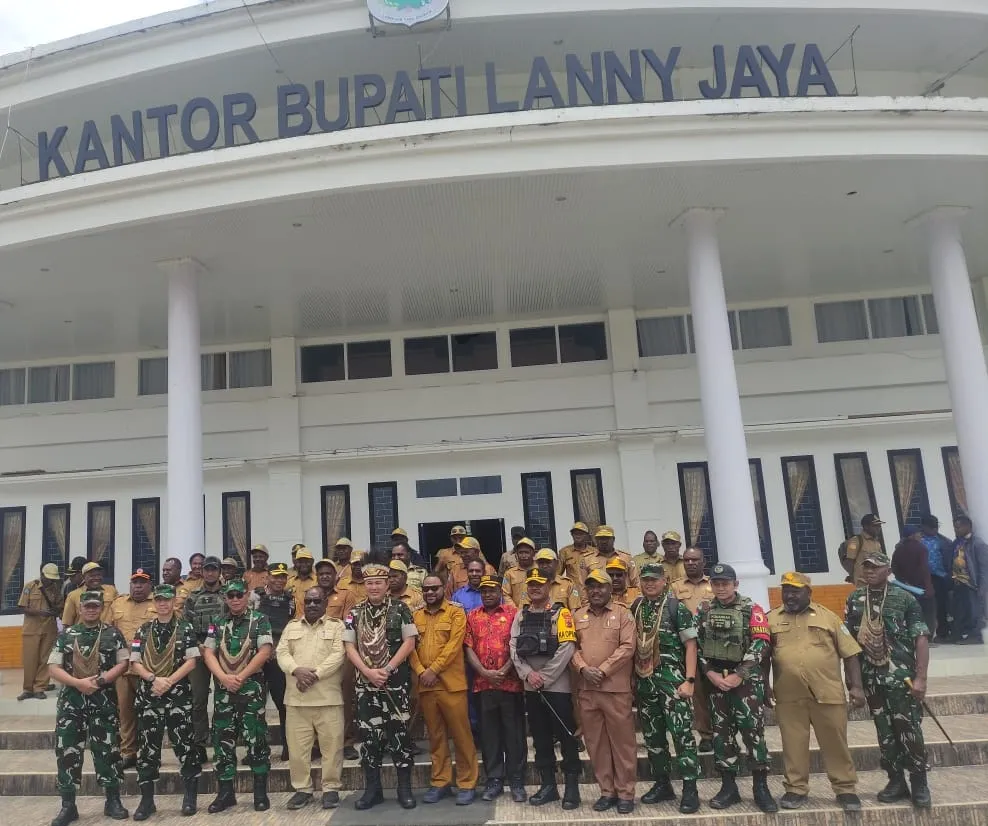 Danrem 172/PWY Tagor Rio Pasaribu Kunjungan Kerja ke Lanny Jaya, Resmikan PLTMH dan Temui Pemda