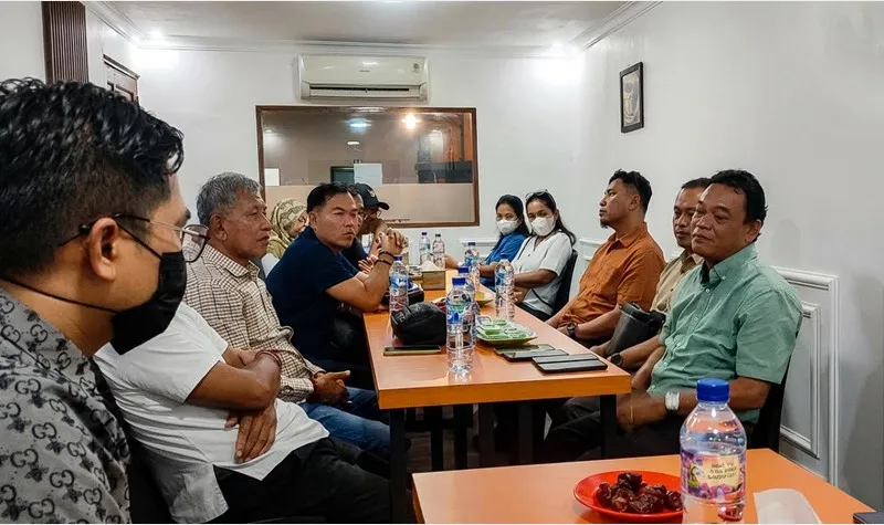 Perwakilan Sinar Mas Group Buka Puasa Bersama Tokoh Adat dan Media di Sampit, Singgung Pentingnya Komunikasi di Tengah Sengketa Lahan Sebabi