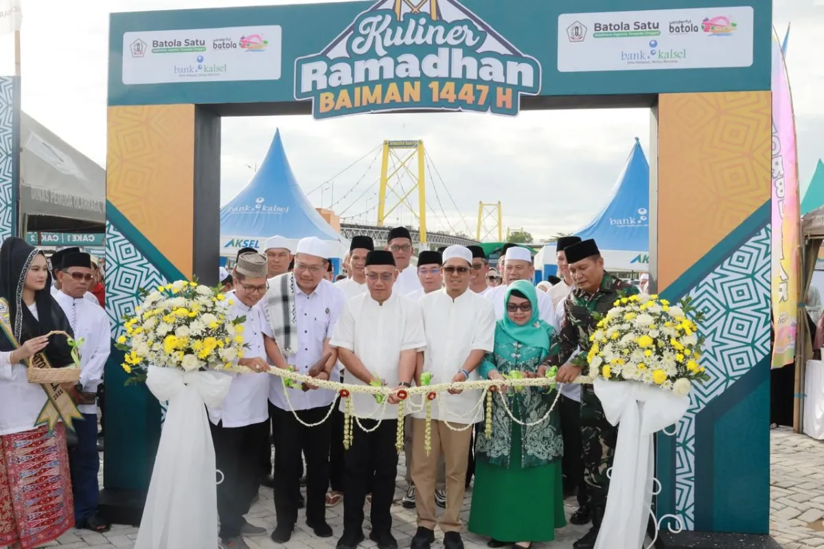 Pusat Kuliner Ramadan Baiman Dibuka di RTH Jembatan Barito, DPRD Harap Dongkrak UMKM Lokal