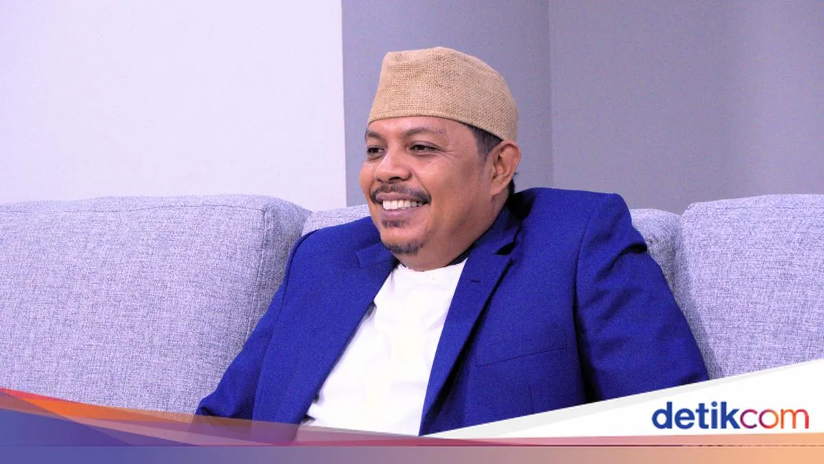 Ustaz Jelaskan Hukum Dengar Musik, Nonton Film, Main Game, dan Scroll Medsos Saat Puasa