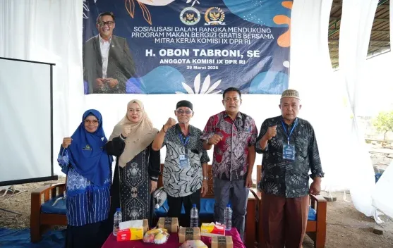 Obon Tabroni Sosialisasikan Program Makan Bergizi Gratis di Cikarang, Tekankan Pentingnya Gizi Seimbang