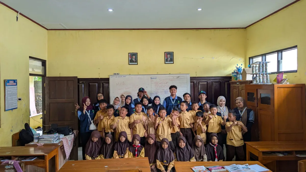 Mahasiswa KKN UIN Walisongo Gelar Pembinaan Seni Tari dan Musik untuk Siswa SD di Sidomulyo Batang