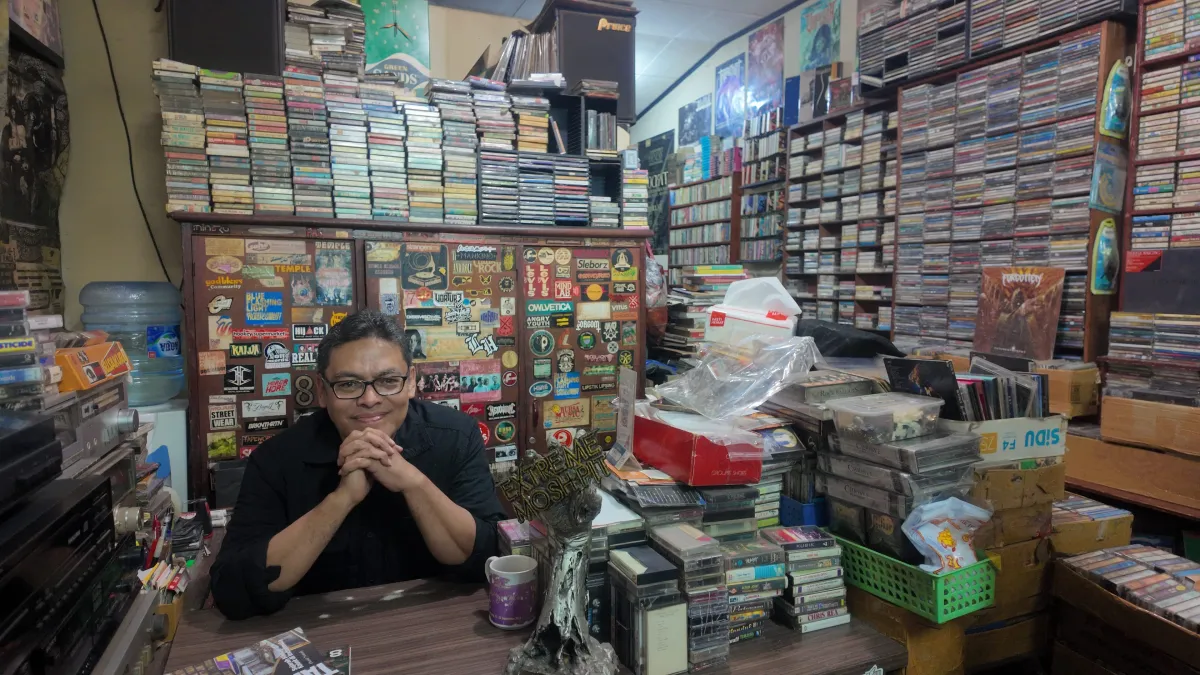 DU 68 Musik, Toko Rilisan Fisik yang Bertahan Berkat Komunitas Pelanggan