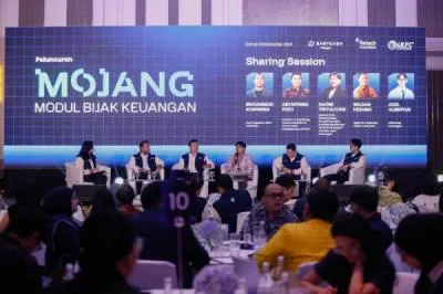 Easycash, AFTECH, dan IARFC Indonesia Luncurkan MOJANG untuk Perkuat Literasi Keuangan Anak Muda