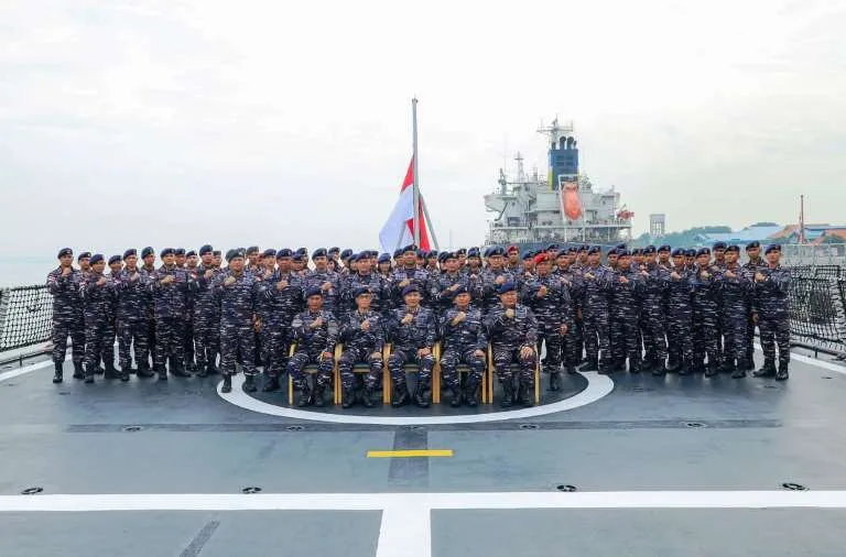 Pangkoarmada II Lepas KRI Raden Eddy Martadinata-331 untuk Ikuti Latma Kakadu-26 di Australia