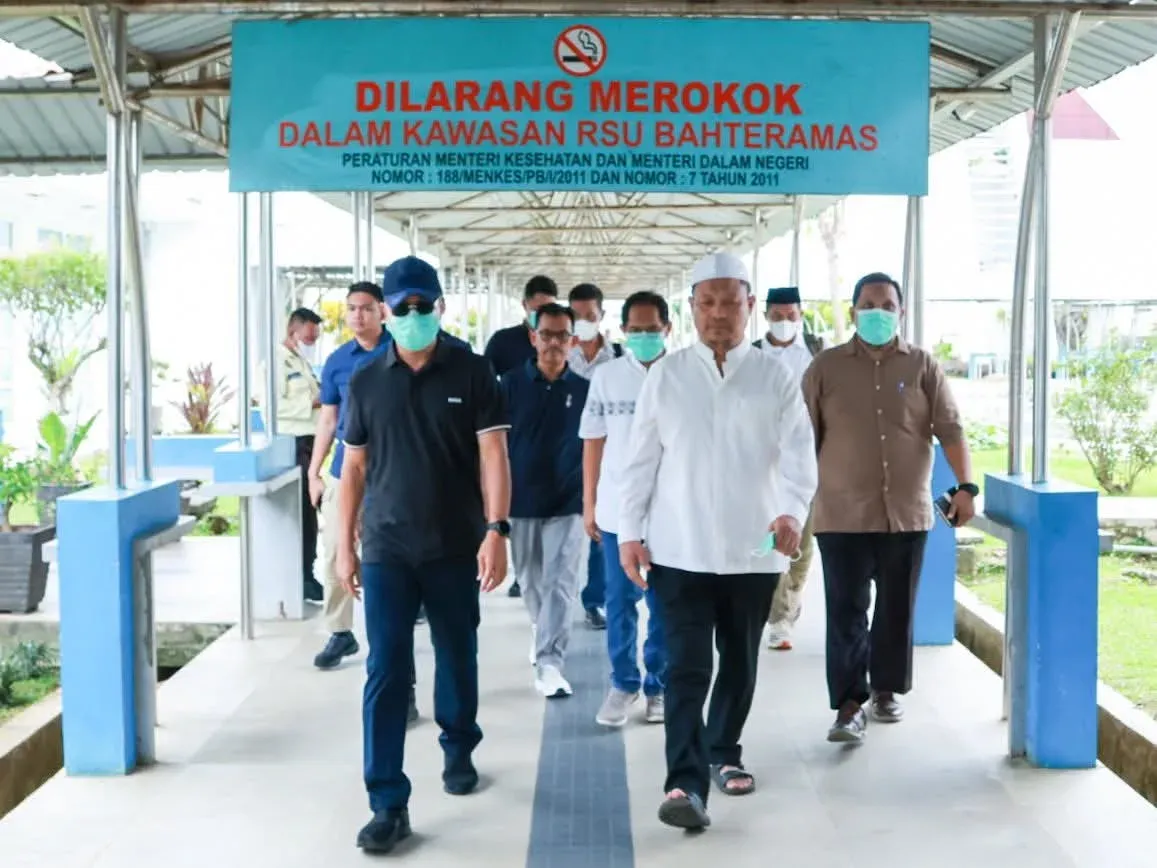 Gubernur Sultra Dorong Pembangunan Gedung Baru RSUD Bahteramas dan Percepatan Pengadaan Ambulans Laut